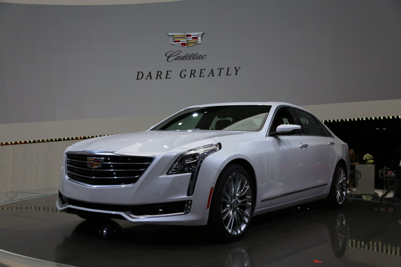 Illustration for article titled The 2016 Cadillac CT6's Interior Dials Down The Crazy, And That's Good